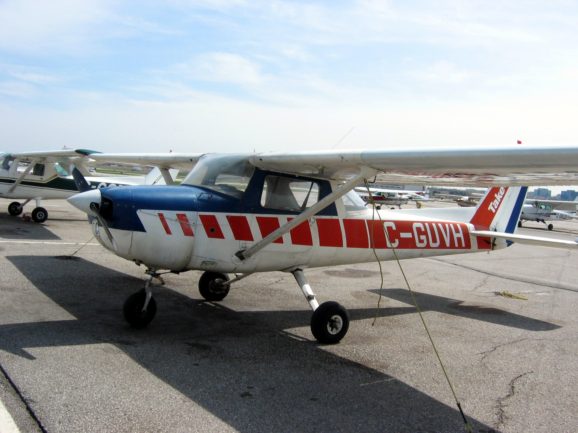 FLying over Toronto April 20 2004 25.jpg